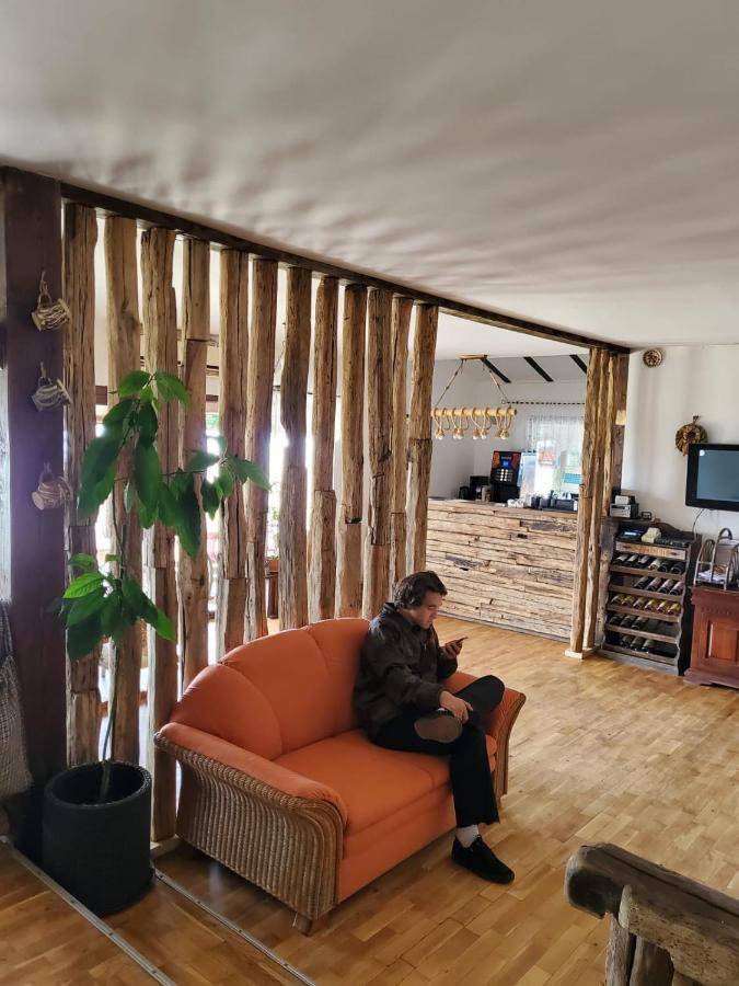Hanu Lu Mos Opinca Deva Exteriör bild