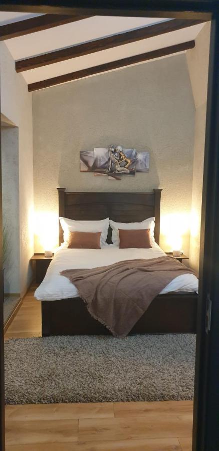Hanu Lu Mos Opinca Deva Exteriör bild