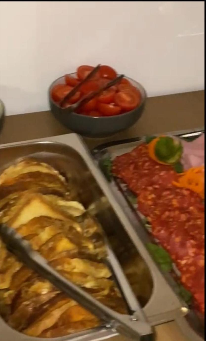 Hanu Lu Mos Opinca Deva Exteriör bild